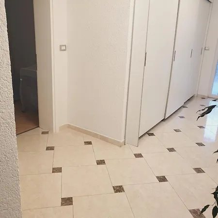 Apartment Antonio Santalezi