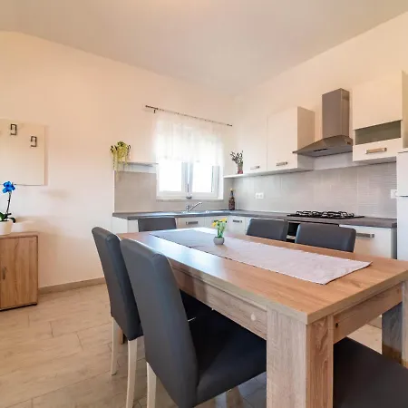 Apartman Antonio *